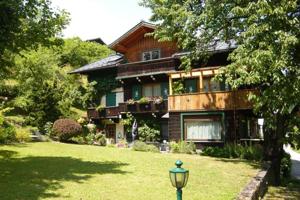 Alpenrelax Haus Weidmannsheil Wohnen Im Romantischen Forsthaus Werfen Luaran gambar
