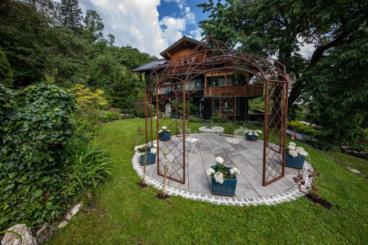 Alpenrelax Haus Weidmannsheil Wohnen Im Romantischen Forsthaus Werfen Luaran gambar